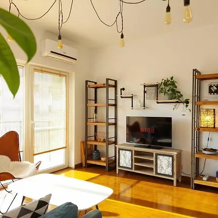 Cosy Boutique 61 Sqm - Private Parking - Ten Blocks Apartamento Bucareste