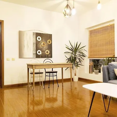 Cosy Boutique 61 Sqm - Private Parking - Ten Blocks * בוקרשט